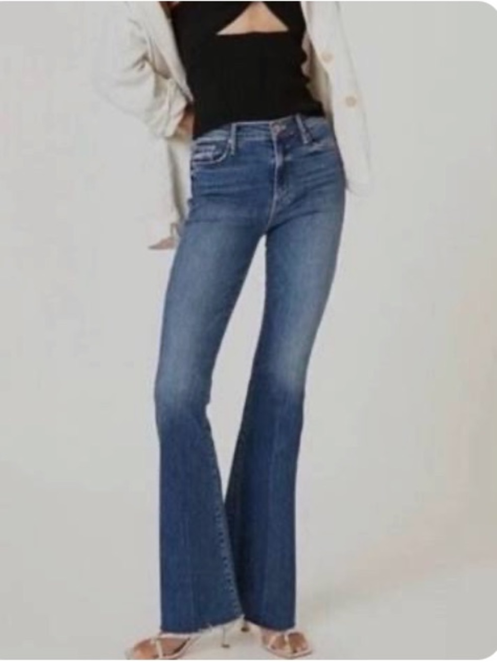 Mother The Weekender Fray Flare Jean